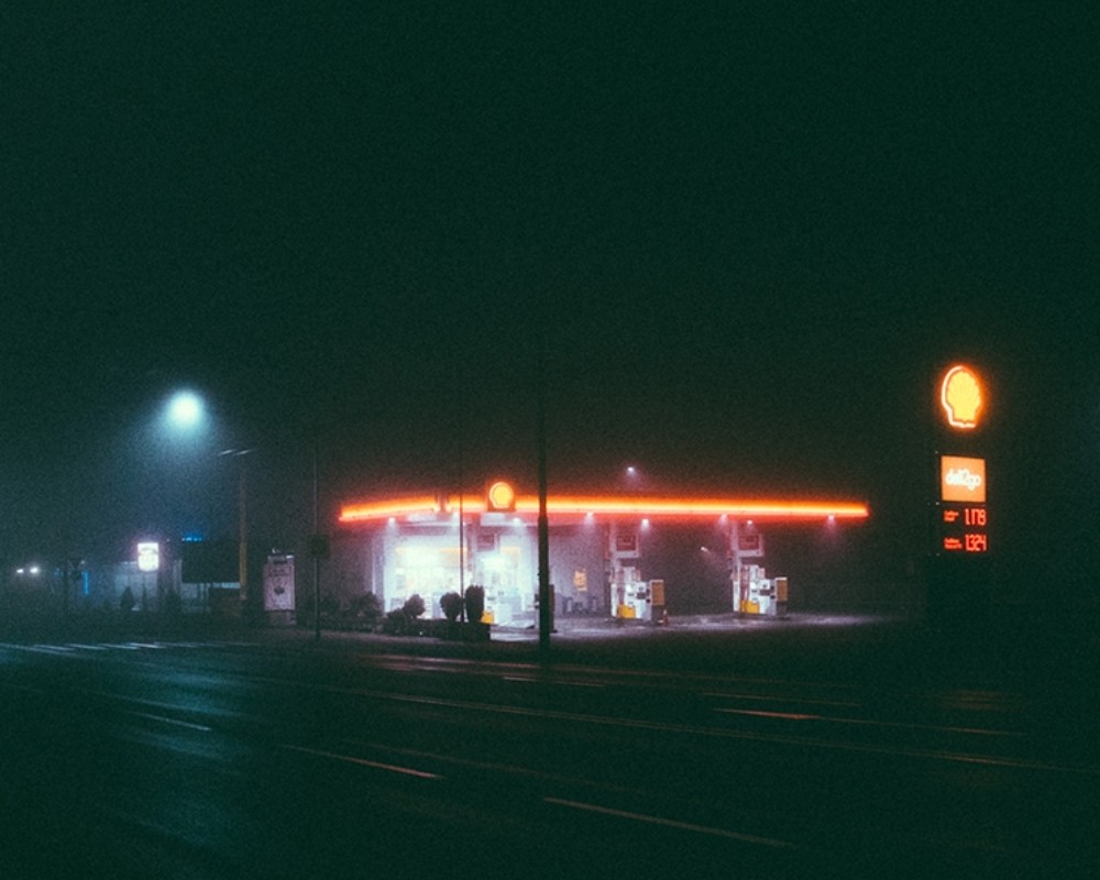 Judge orders Shell to reduce CO2 emissions by 45% within 10 years